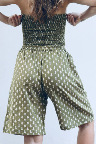 Pear Flower Bright Olive Green Geometric Long Bermuda Shorts