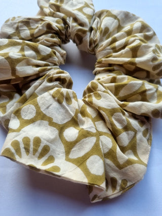 Green Geometric Giant Oversized Scrunchie