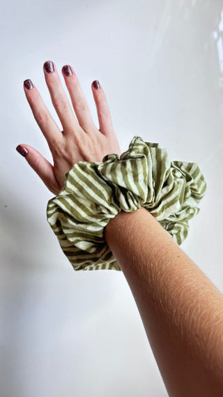 Giant Oversized Scrunchies