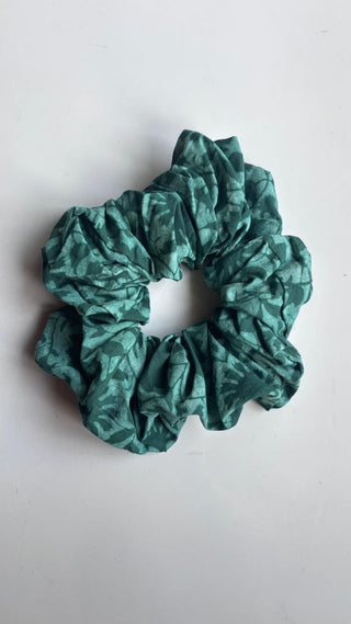 Giant Oversized Scrunchies