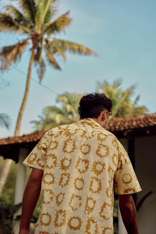 Golden Yellow Suns Oversize Unisex Shirt